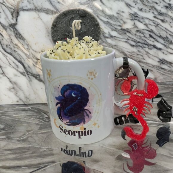 Scorpio Zodiac Candle Gift Set ✦ Scented Mug Candle + Handmade Resin Keychain - Picture 4 of 9